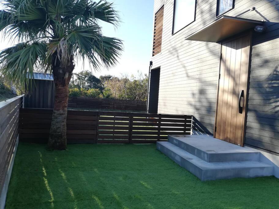 Malibu Ichinomiya: Beachfront Villa with Sauna, Jacuzzi & BBQ Ichinomiya  Exterior photo